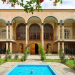 پاورپوینت نقد و بررسی احیای خانه مشروطه تبریز