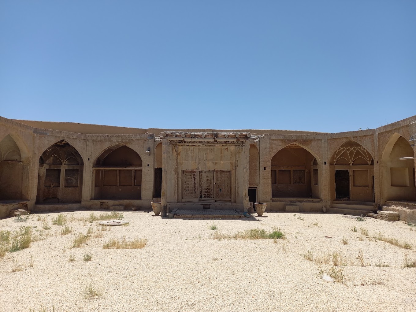 پاورپوینت تحلیل کاروانسرای مهدوی نراق